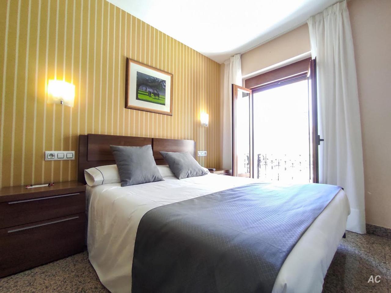 Hotel Arcos Catedral Ciudad-Rodrigo Rum bild